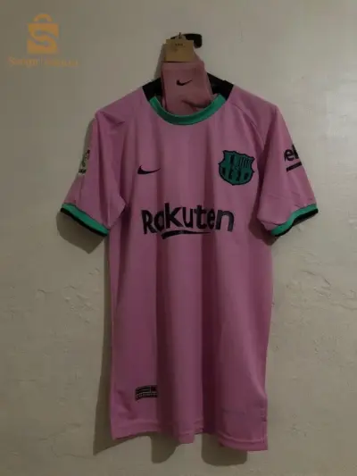 T-shirt football