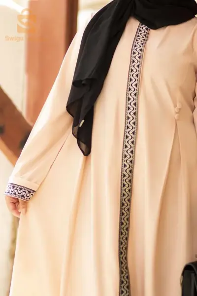 Abaya boutonnée