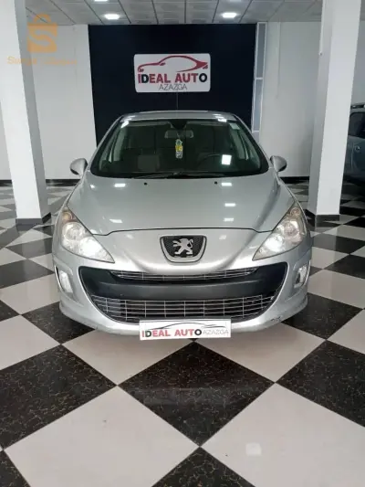 Peugeot 308   2010