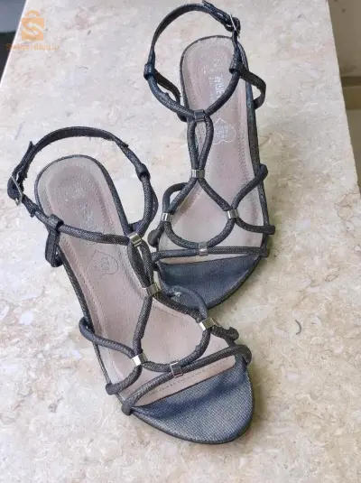 sandales à talons