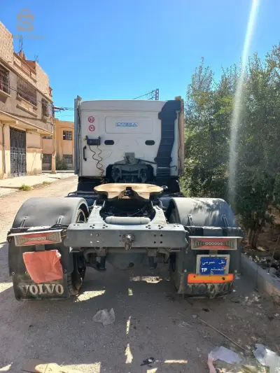 بايع بهذيك السومة