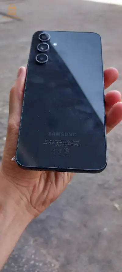 téléphone Samsung a54 5g utilisé 3 jours