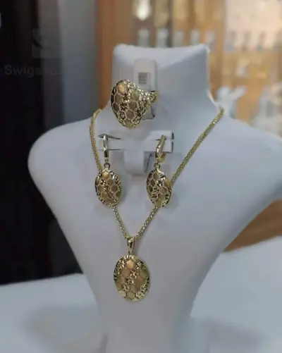 ensemble d'or