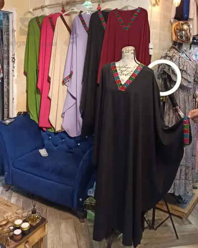 ملابس نسائية