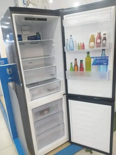ثلاجة