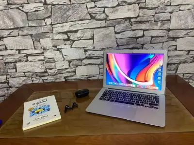 un macbook air 2017