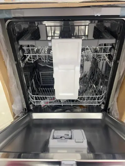 LG