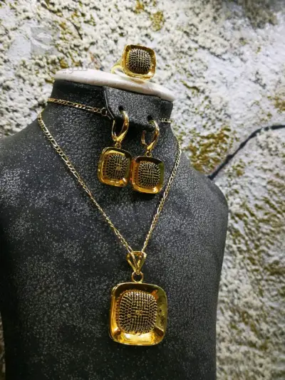 Set of Gold