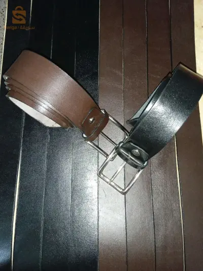 أحزمة جلدية
