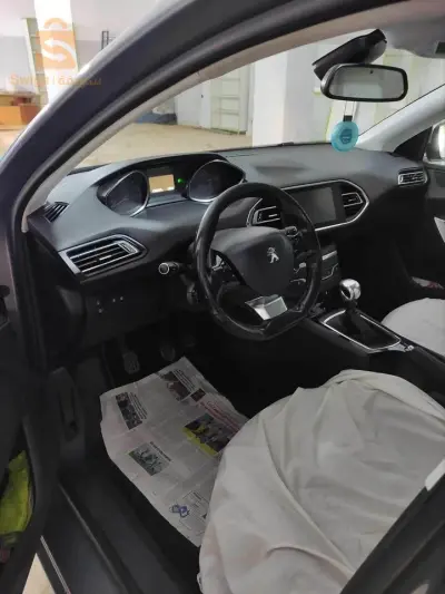 Peugeot 308 260 DZD