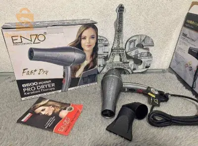 Séchoir Enzo    
model EN-111 
6500w 
ENZO PRO HAIR DRYER  
سشوار مجفف شعر حجم متوسط ، عملي جداً  ،