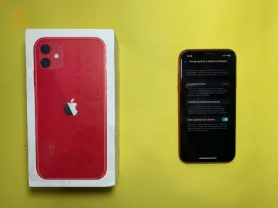 🔸 Iphone  11 64GB Avec la boite
🔋 Batterie : 80%
✅ الهاتف نظيف مافيهش معاود 
✅بدون شاحن
True Tone active ✅
Face id active ✅
سعر البيع : 60500  
🚗 متوفر التوصيل والدفع عند الاستلام