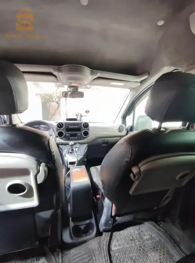 Berlingo 2010 200 DZD