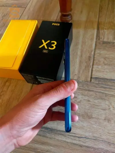 هاتف Poco x3 للبيع