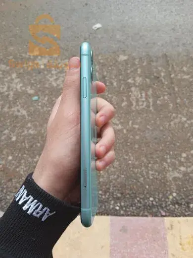 iPhone 11