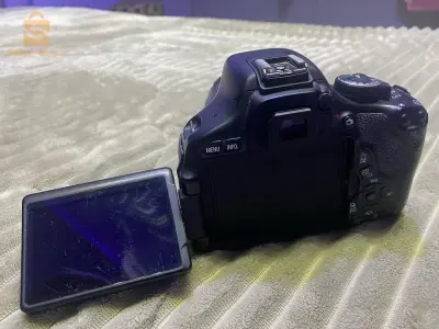 كميرا كانون 600d ديجيتال سوما فل معقول سوق ذر مكلاه