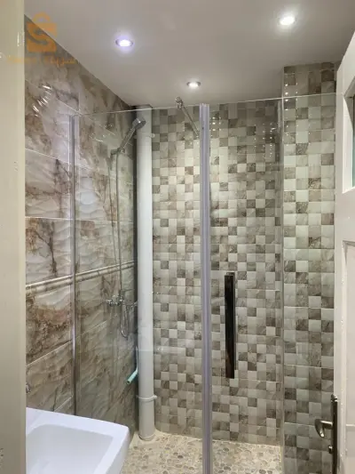 location appartement f3 meublé au 3ème étage avec ascenseur d'un superficie 70m² à usto