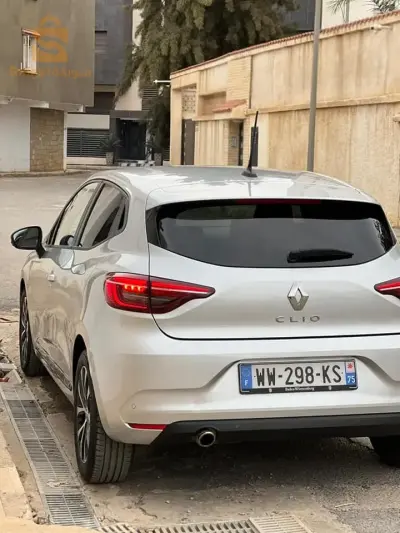 Clio 5 1 DZD