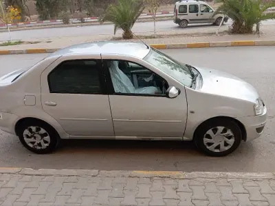 Dacia Logan 2012