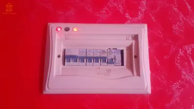 أعمل كهرباء للمنازل 220 و 380 وكهرباء صناعية