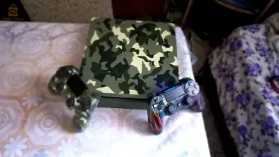 ps4slim      1tra