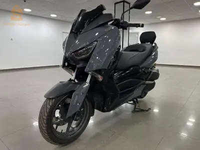 Yamaha xmax