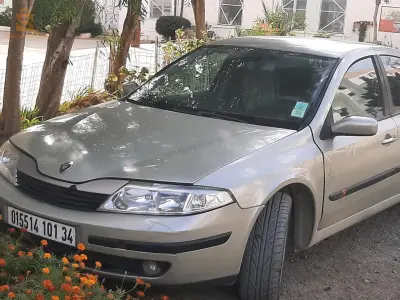 سيارة ما شاء الله 
ملبسة 
روح وين تحب بيها 
0676448453_0668660879