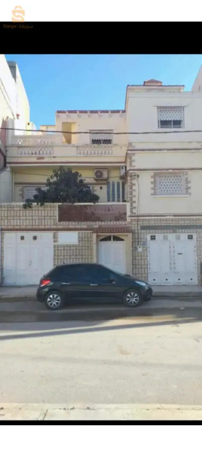 villa à vendre à côté de l'hôpital de canastel casnose superficie 255m2 plus jardin o hamame turc o 10 pièces