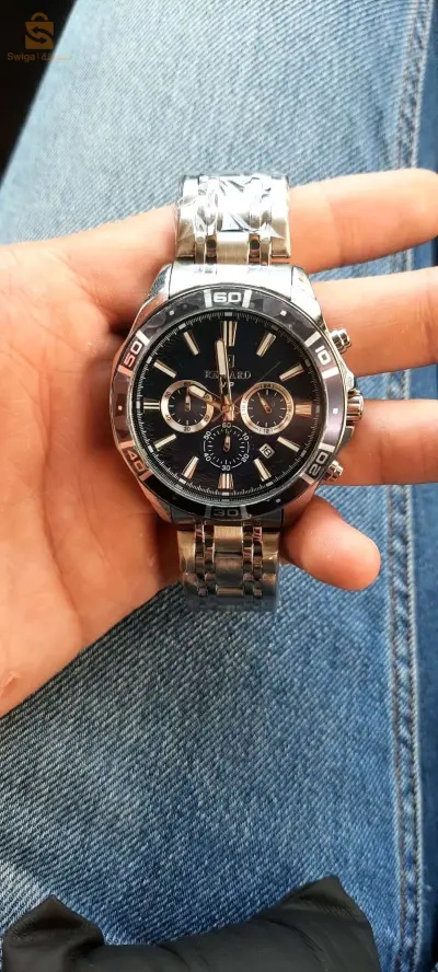 Montre REWARD VIP orignale avec boîtier