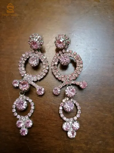 Boucle d'oreille fantaisie