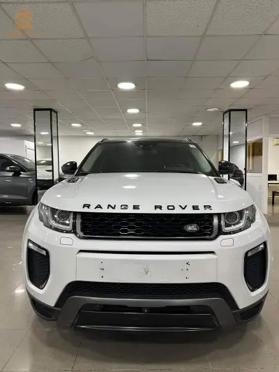 Range Rover évoque