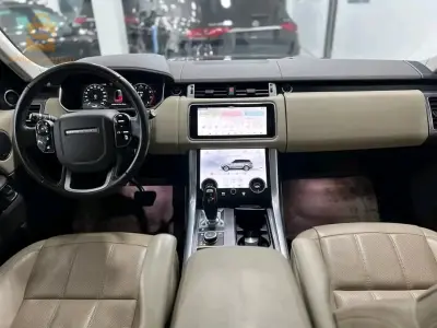Range Rover P300 sport HSE