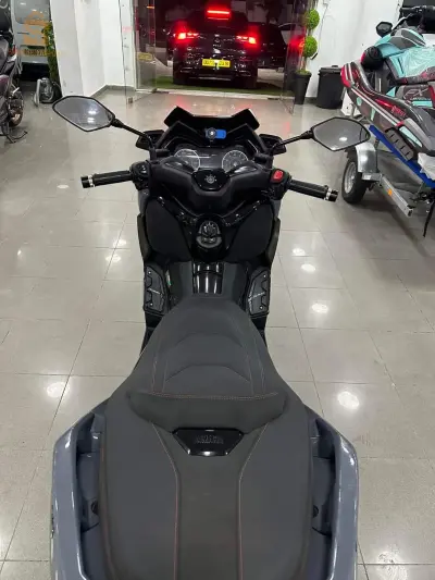 Yamaha xmax
