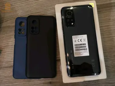 Mi10t 5g European état 10/10 🔥👇
Avec boîte chargeur originale fast pochette et incassable