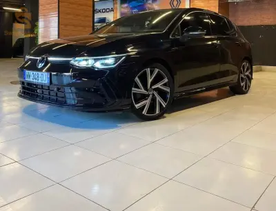 GOLF 8  R LINE 2020