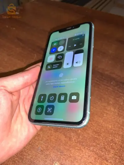 iPhone 11