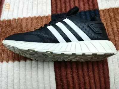 Athletic Shoe