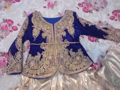 بيع ملابس تصديرة