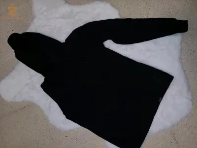 sweat-shirt