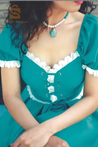 une tree belle robe