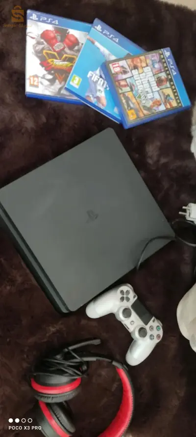 PS4