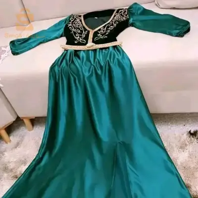بروموسيو غوب قفطان بزاف شابة وكلاص توالم جميع المناسبات والافراح