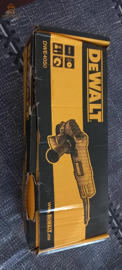 tronçonneuse  DEWALT