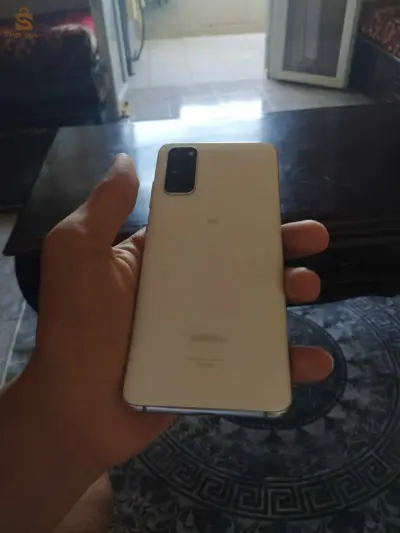 samsung galaxy s20 5G 12ram 128gb