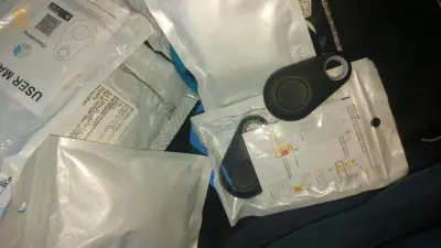 جهاز تتبع GPS