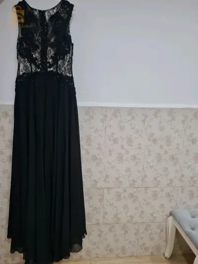 robe noir