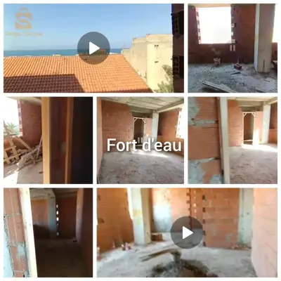 F4 à vendre à fort de l'eau avec papier avec ascenseur et box parking