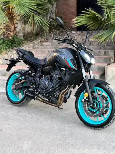 MT 07 YAMAHA