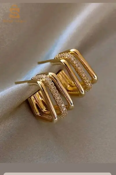 des boucles d'oreilles
