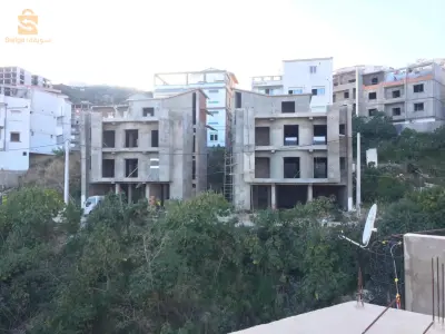 2فيلات قريبة للبحر للبيع عنابة
 Terrain 245m
Batie 160m
R+2+buanderie
A chapuis